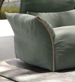 Wellbe sofa by Natuzzi Italia