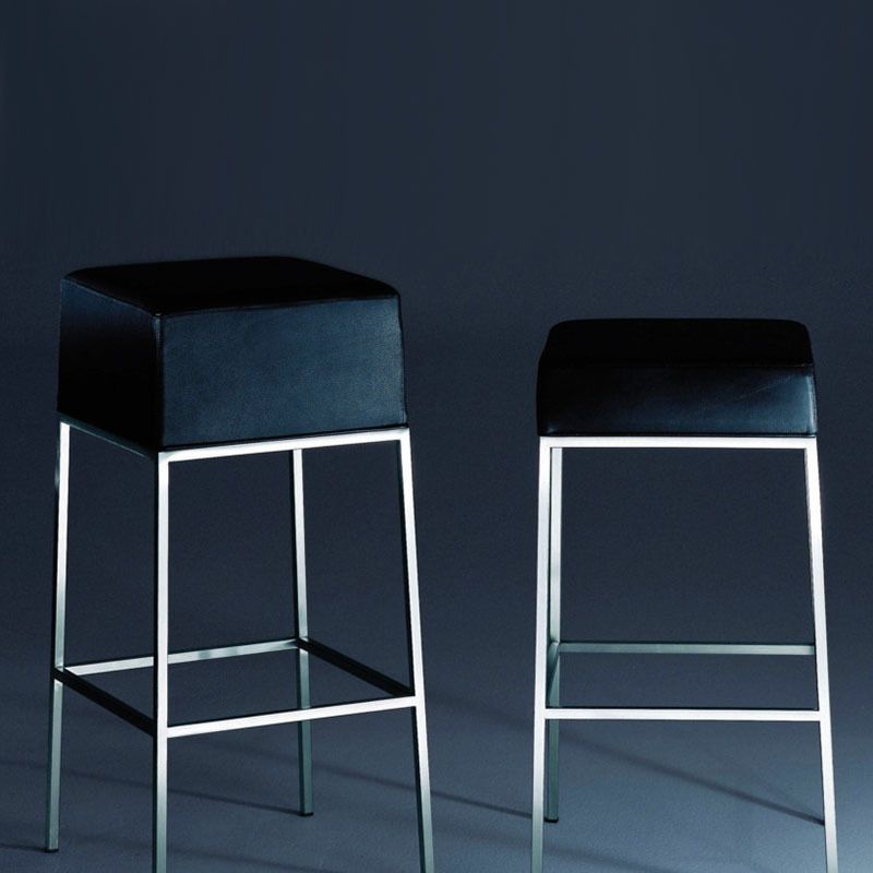 Airnova Lenny A bar stool Italian Design Interiors